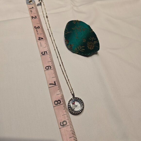 Origami Owl floating locket with wine and heart charm, VGUC Silver tone. - Picture 2 of 6